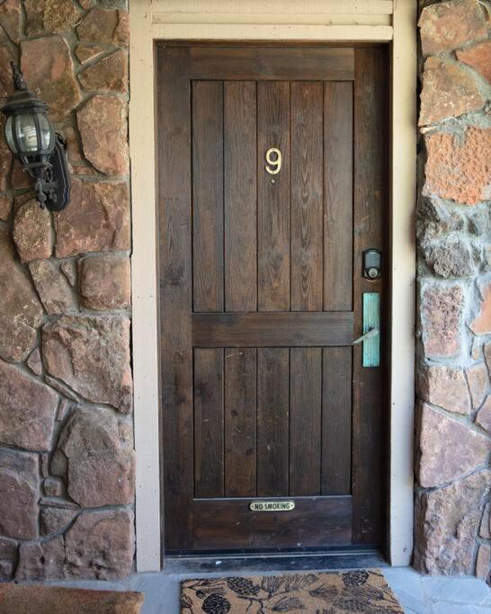 Aspen Stash Pad With Fireplace, Parking, W/D Exterior photo
